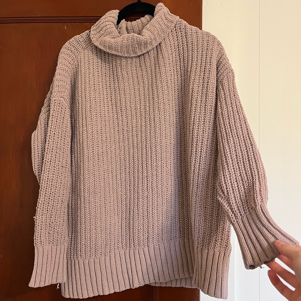 Sweaters - Picture 2 of 6
